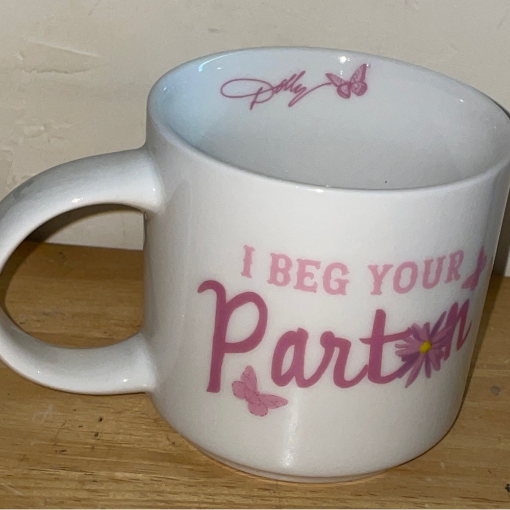 Dolly Parton limited edition coffee mug - Picture 16 of 16